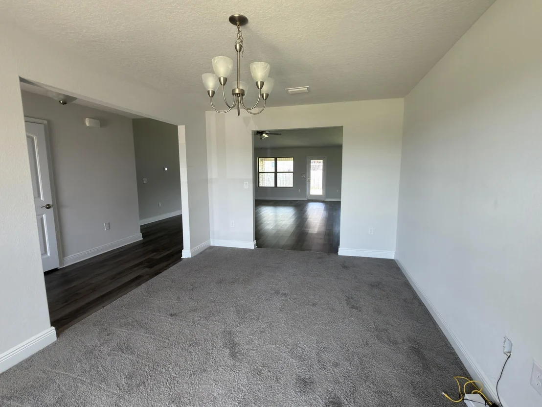 Photo of 2112 Queen Street