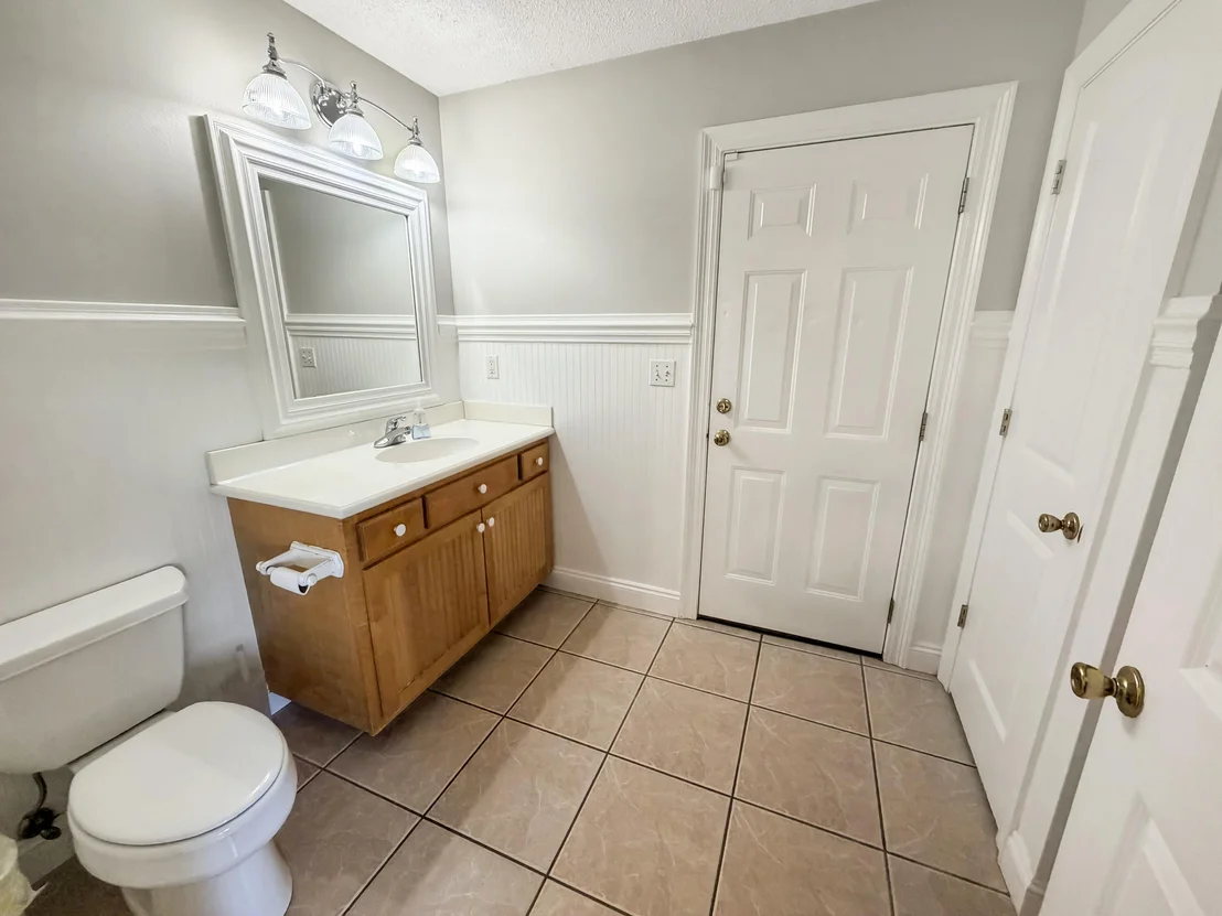 Photo of 3003 Colonial Circle