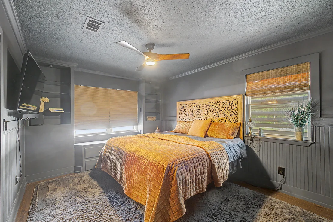 Photo of 1089 Pearson Road