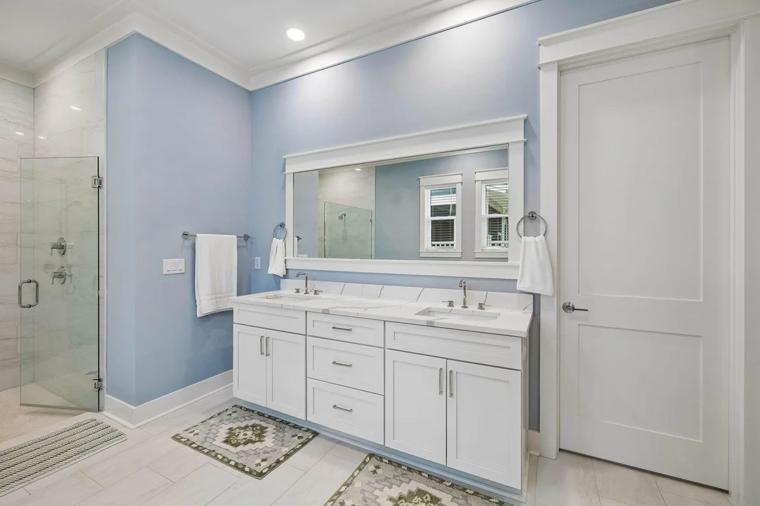 Photo of 123 E Pollard Cove