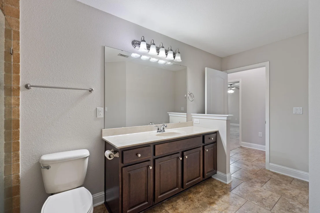 Photo of 2365 Crescent Road