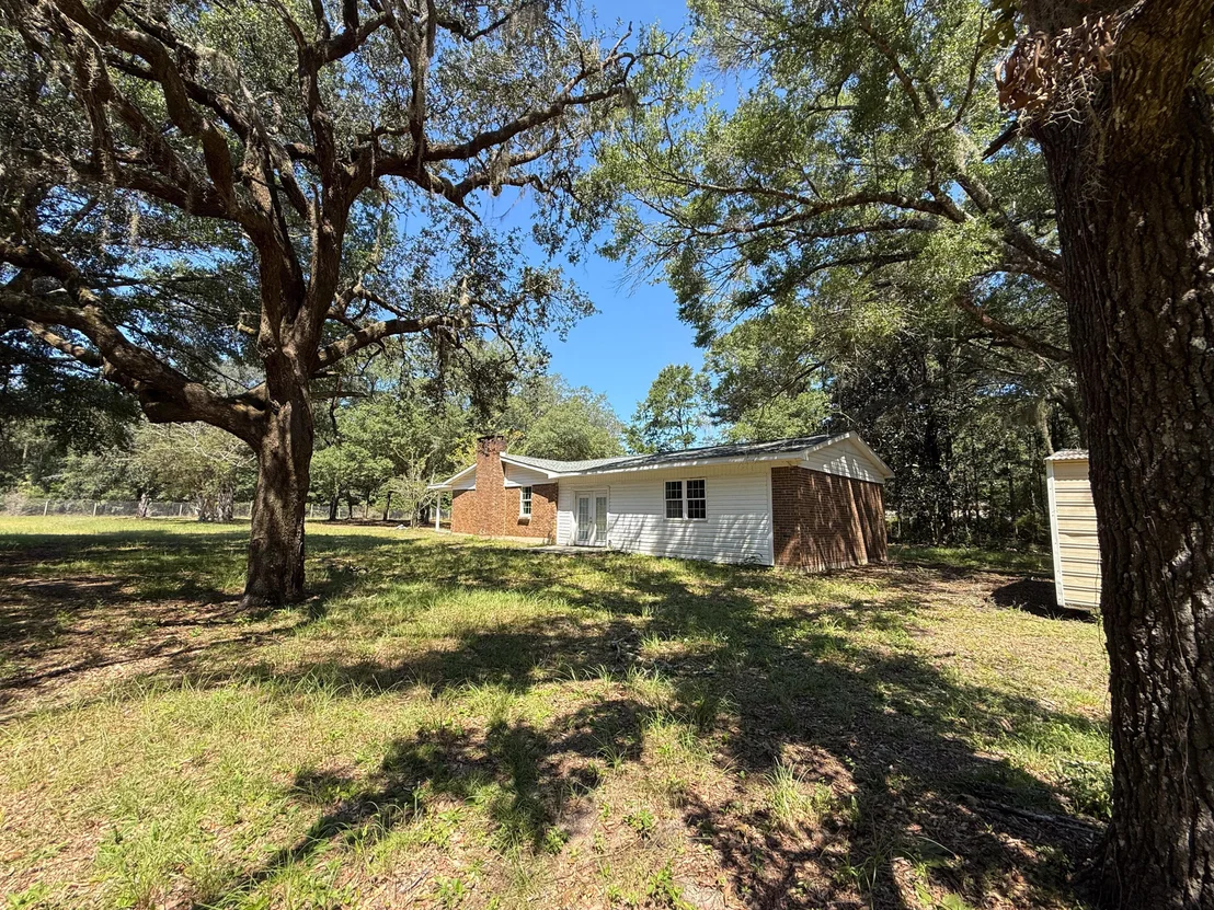 Photo of 5703 Old River Road