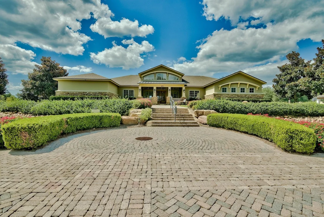 Photo of 18 W Sky Way