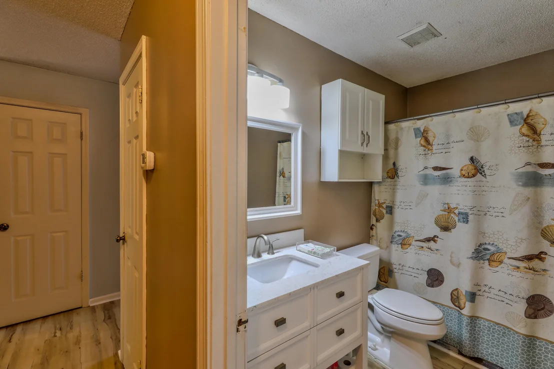 Photo of 11 W Bayou Forest Drive
