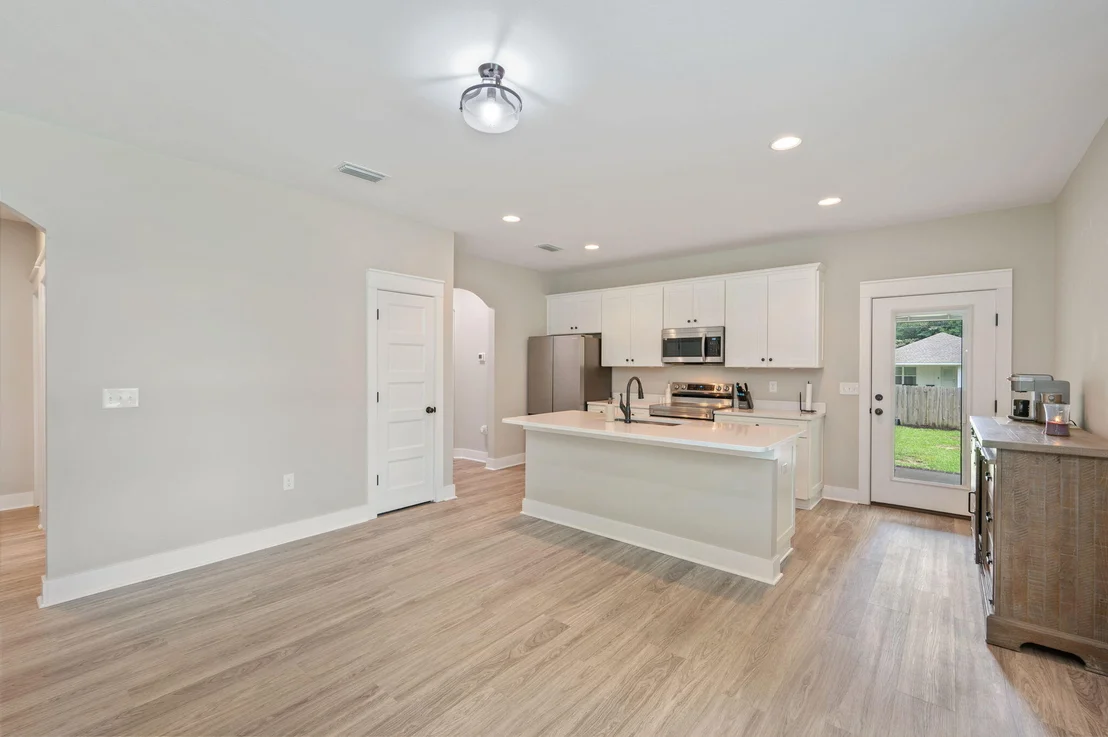 Photo of 3168 Maple Street