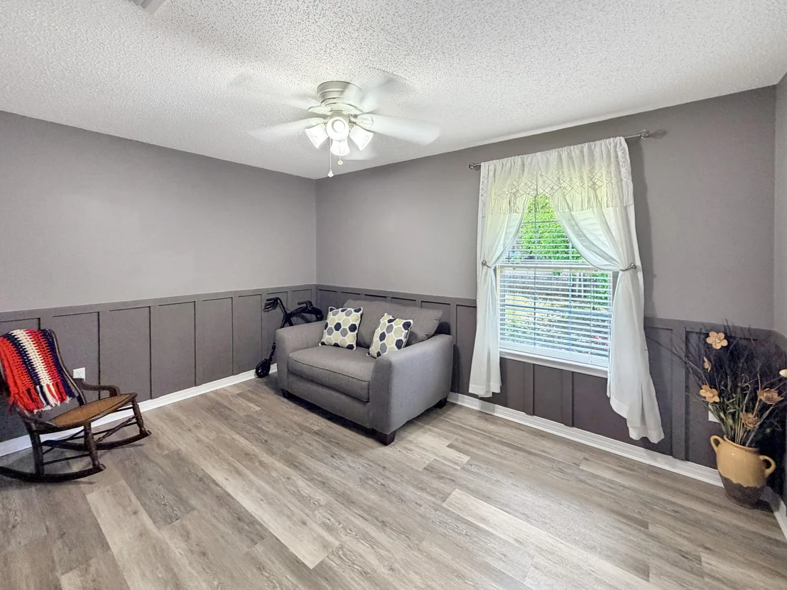 Photo of 221 Citadel Lane