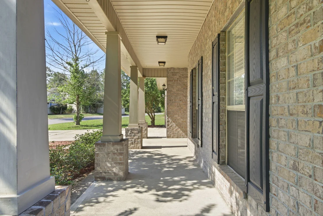 Photo of 106 Crab Apple Avenue