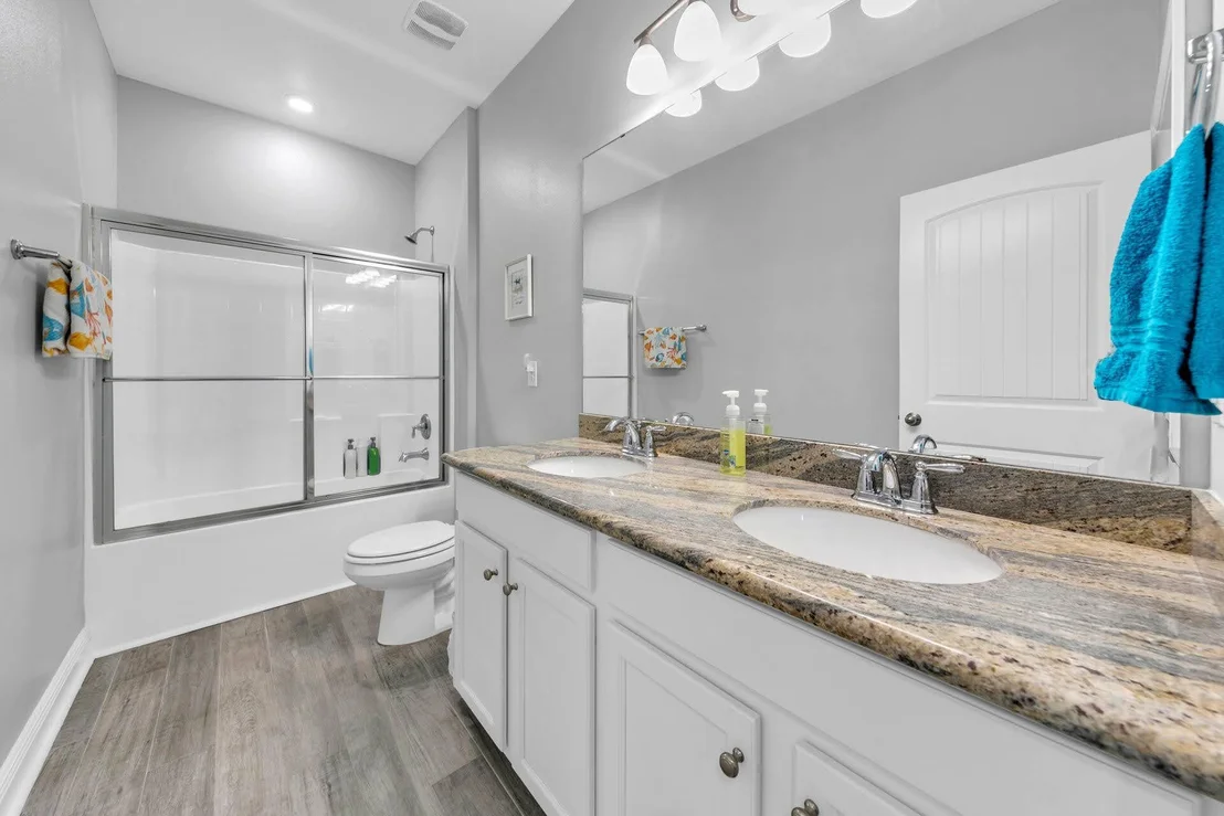 Photo of 487 Coastal Breeze Drive