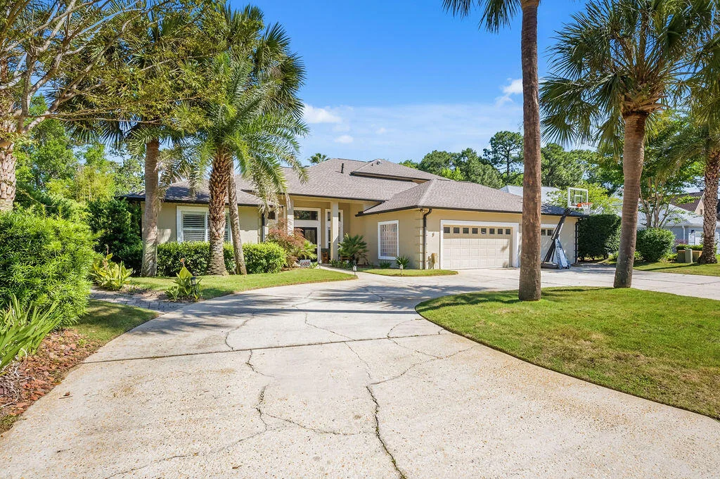 Photo of 4405 Windrush Drive