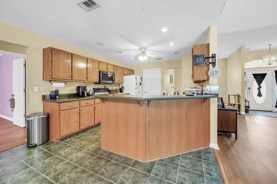 Photo of 531 Gallant Fox Lane