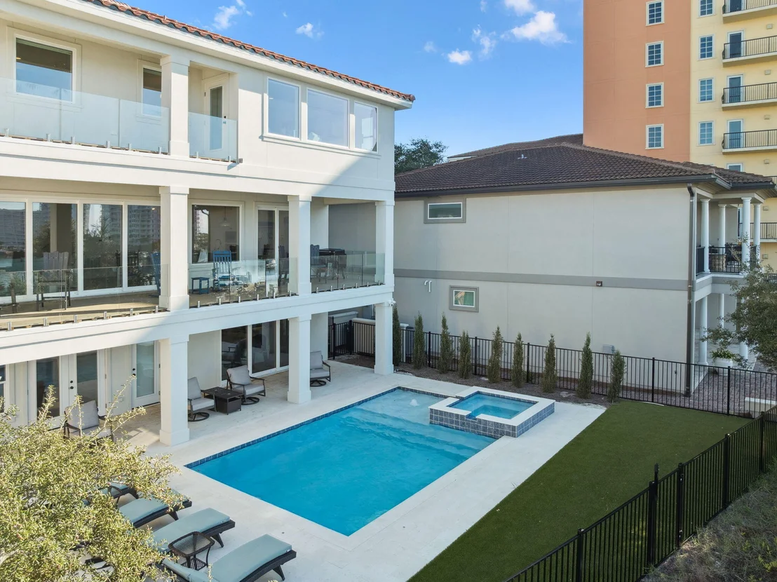 Photo of 754 Harbor Boulevard
