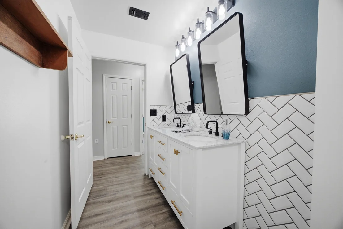 Photo of 111 Arapaho Trail