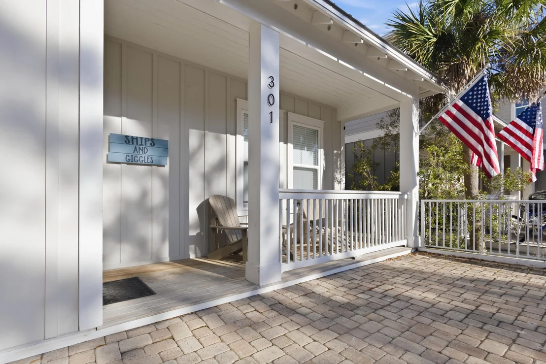 Photo of 301 Gulfview Circle