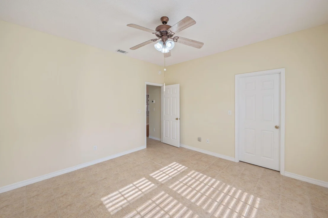 Photo of 5552 Frontier Drive