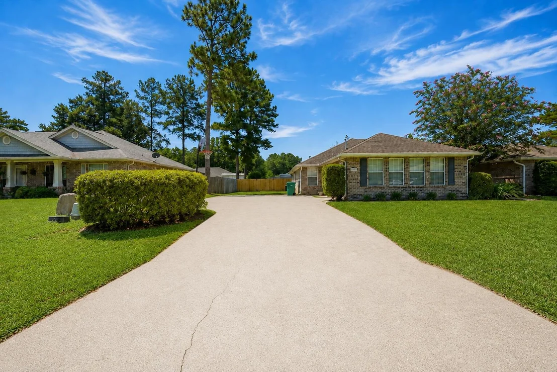 Photo of 5925 Wind Trace Road