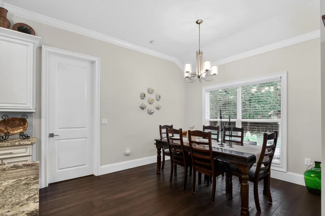 Photo of 4809 Grove Street