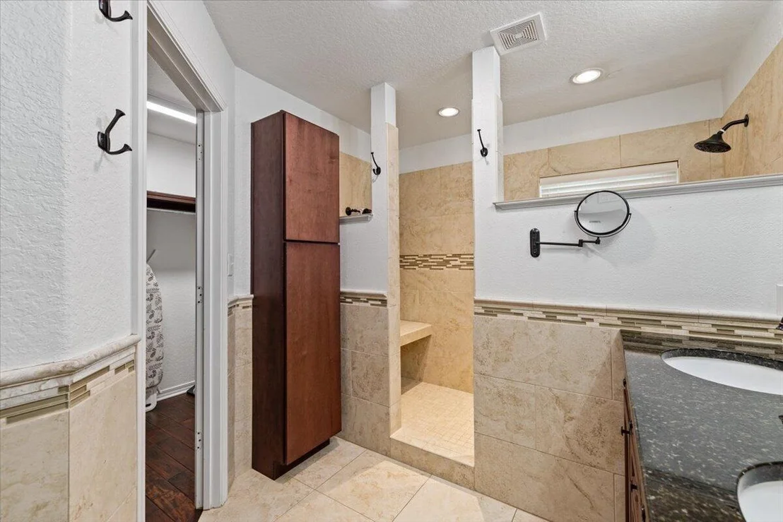 Photo of 4639 Paradise Isle