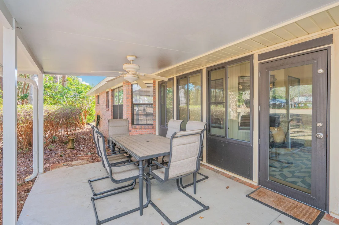 Photo of 1395 Windward Lane