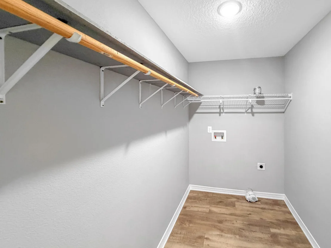 Photo of 4882 Kensington Lane
