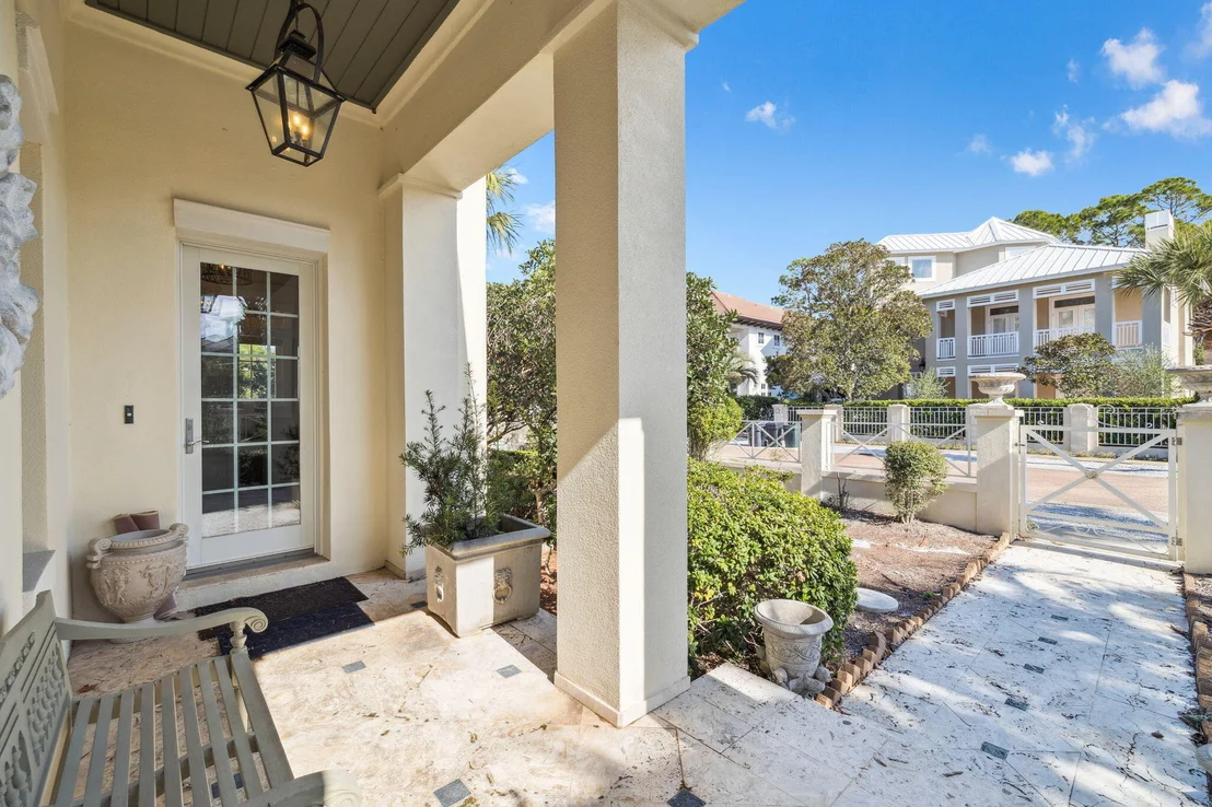Photo of 152 White Cliffs Boulevard
