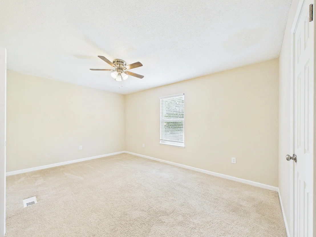Photo of 3284 Fairview Avenue