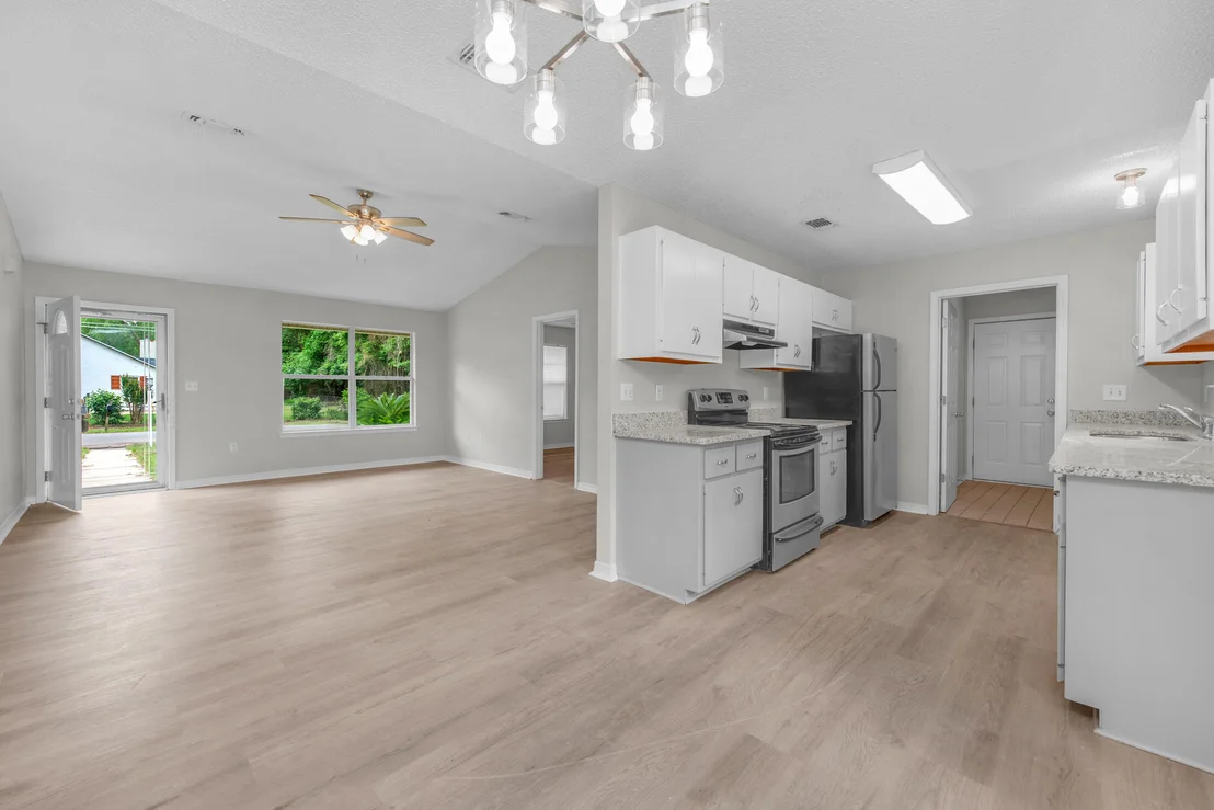 Photo of 121 Dogwood Lane