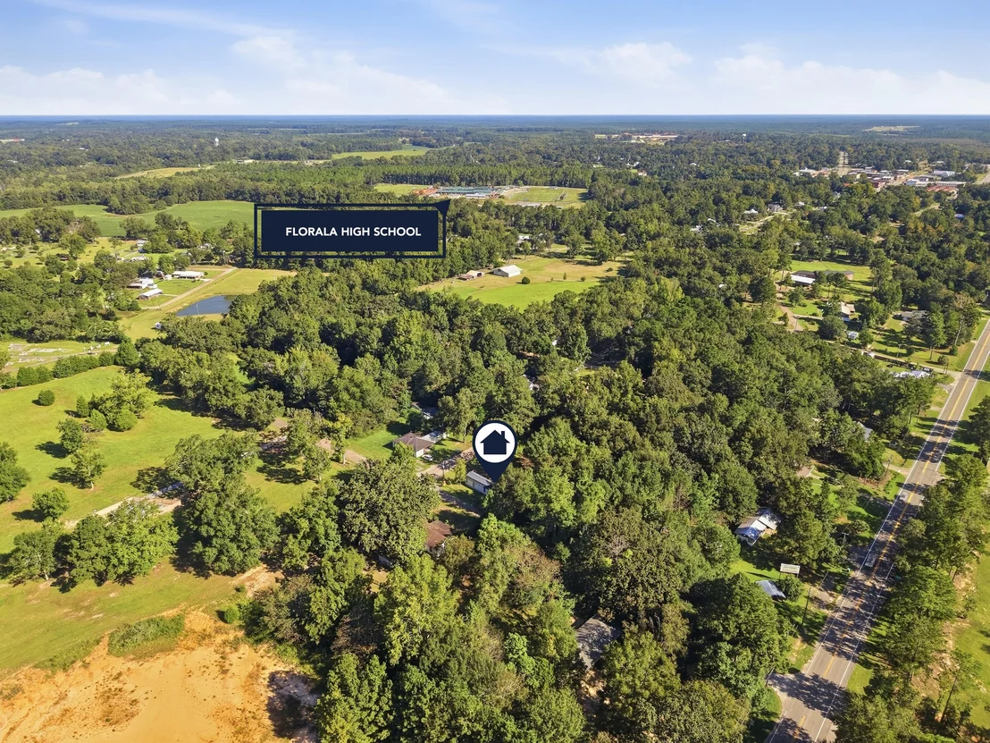 Photo of 348 Eucalyptus Avenue