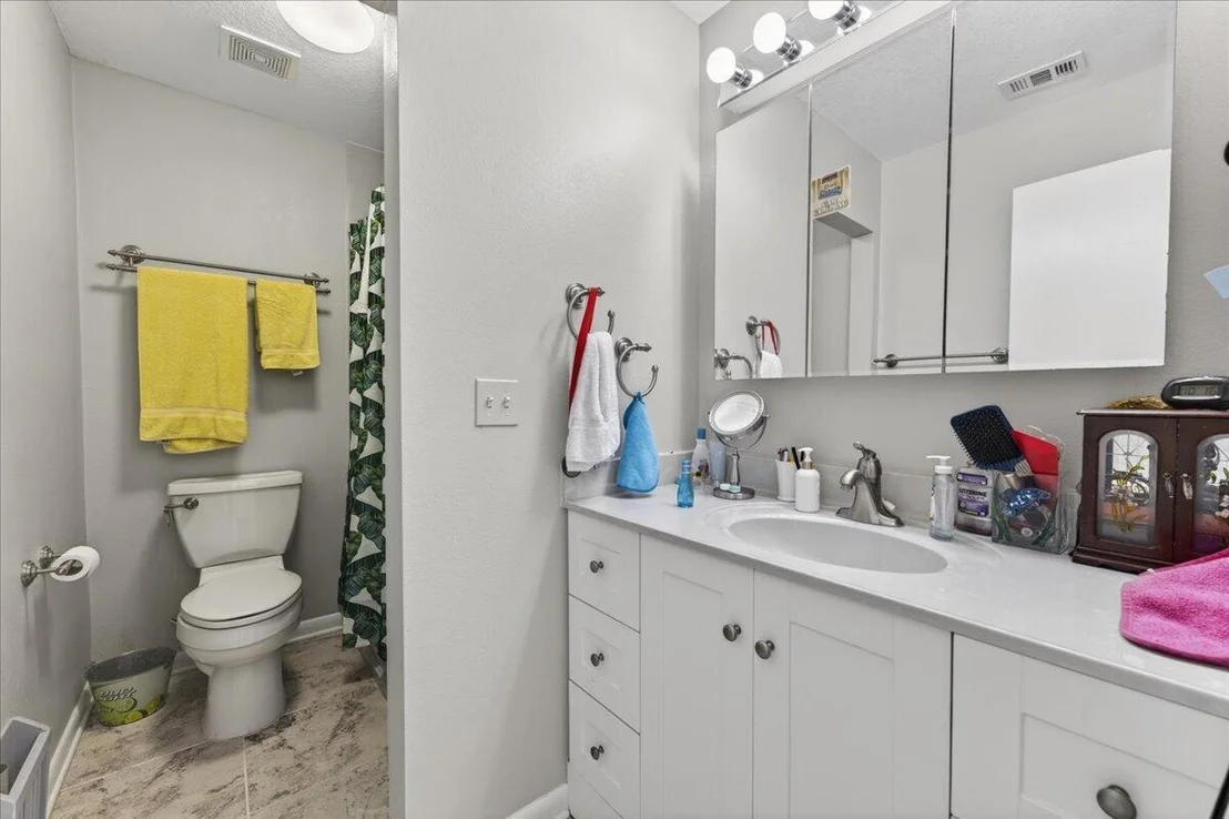 Photo of 210 Shell Drive