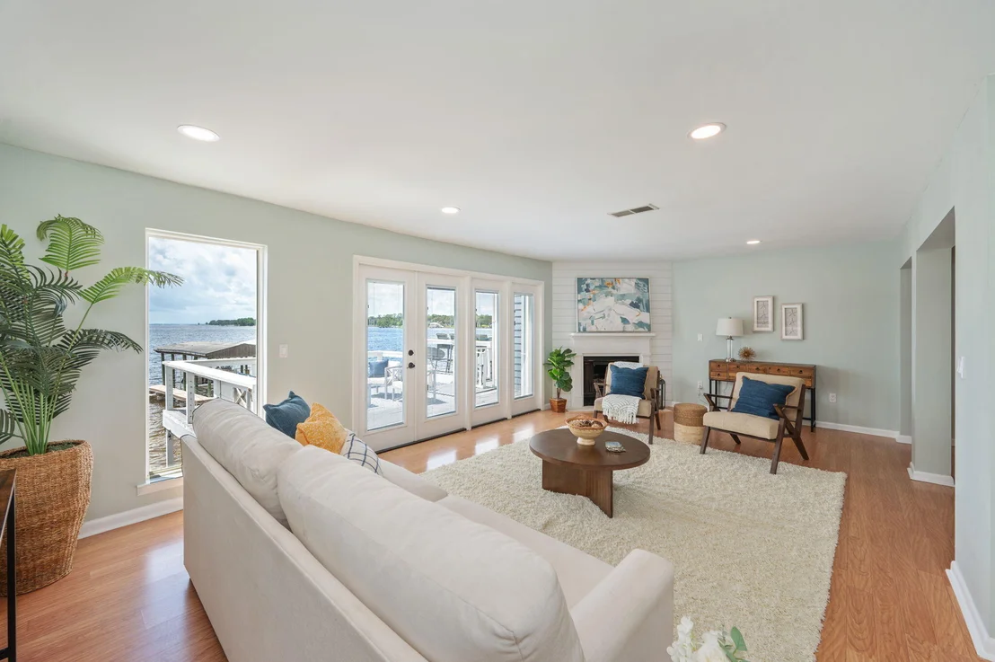 Photo of 3 Bayshore Point