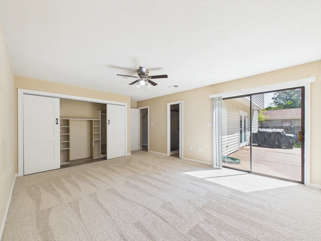 Photo of 3284 Fairview Avenue
