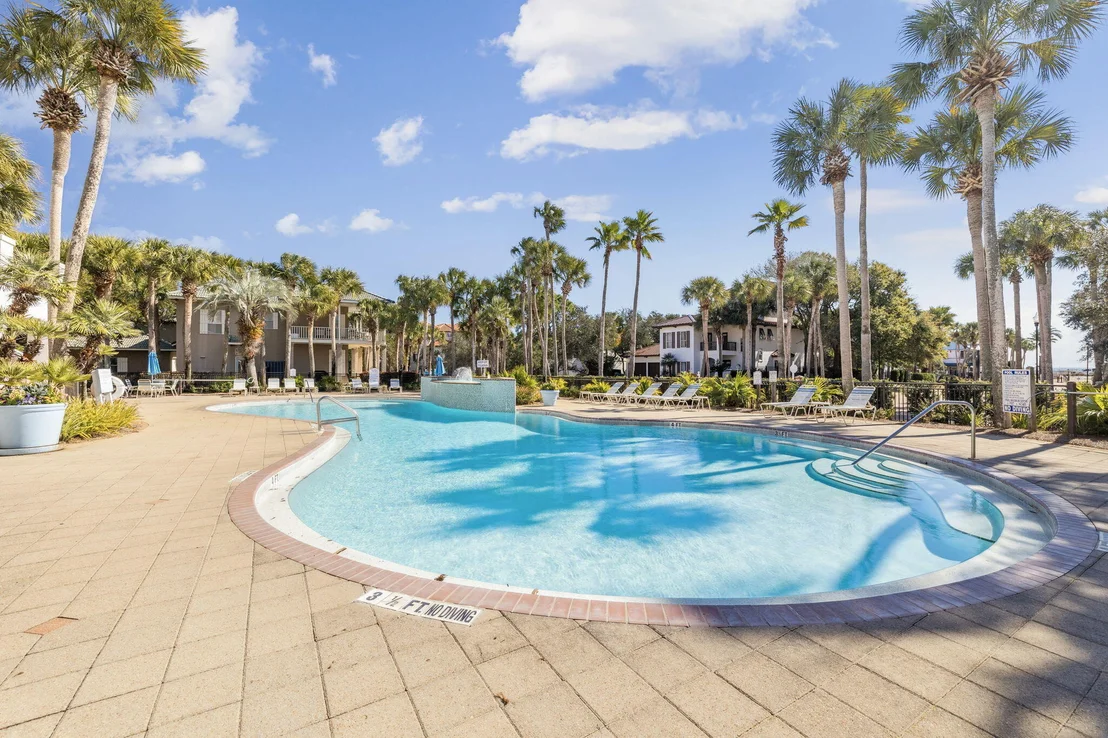 Photo of 98 Cayman Cove