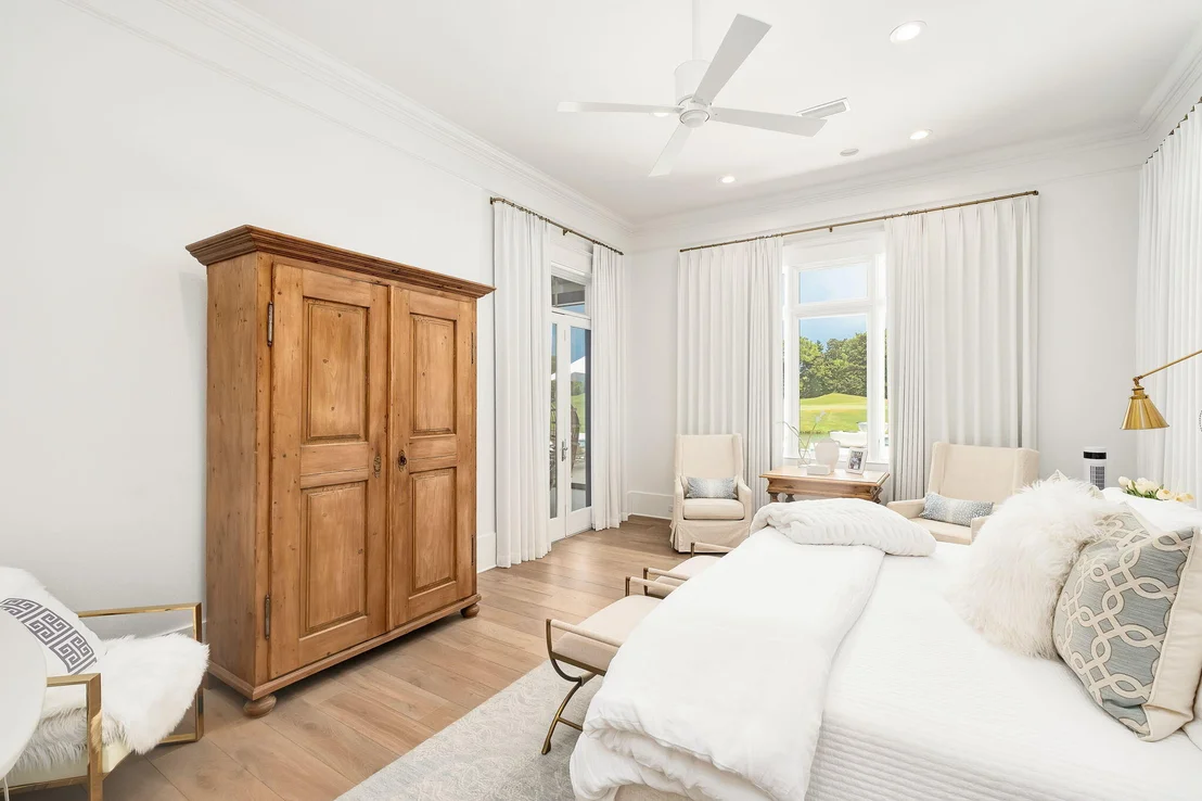 Photo of 3326 Club Drive