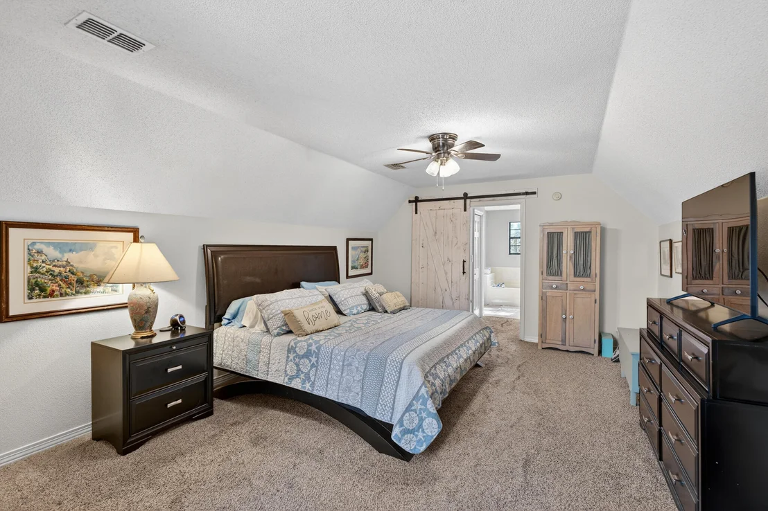 Photo of 104 Fairway Drive