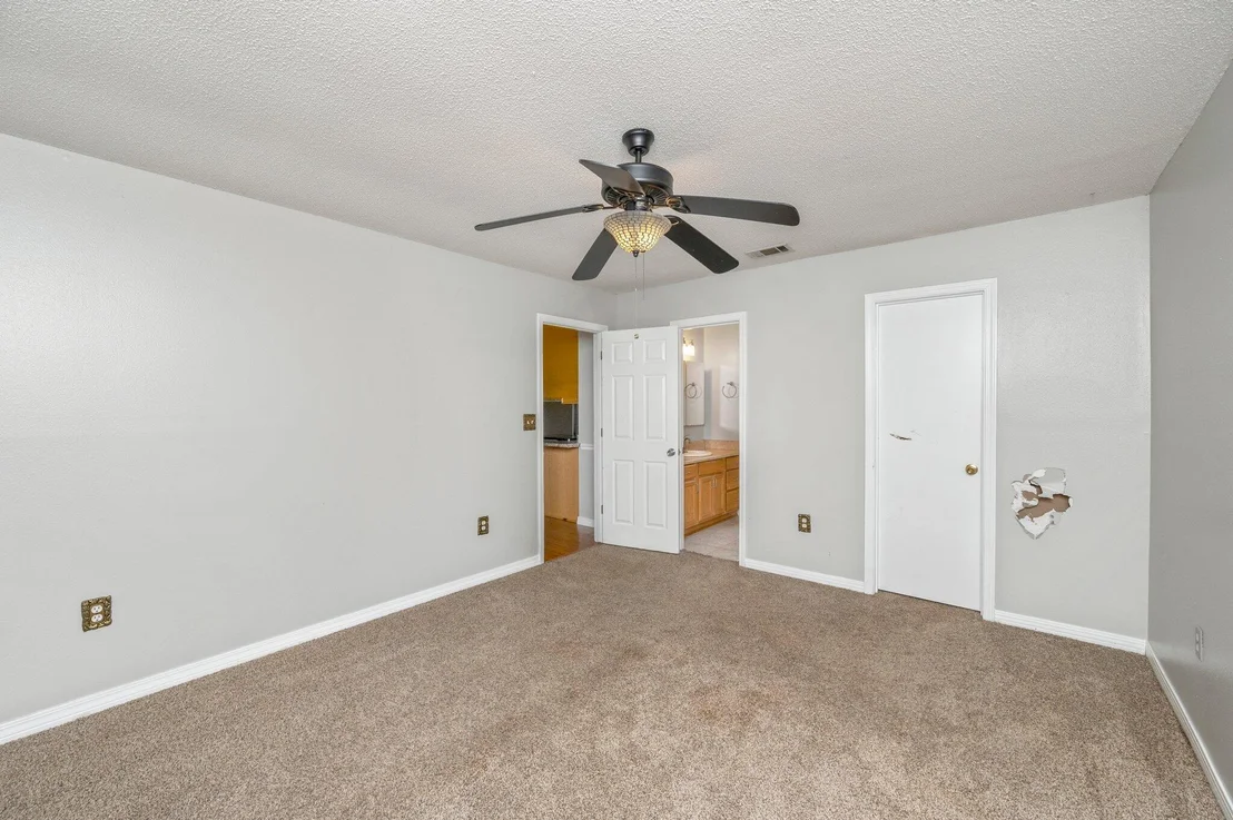 Photo of 10 Flora Cove