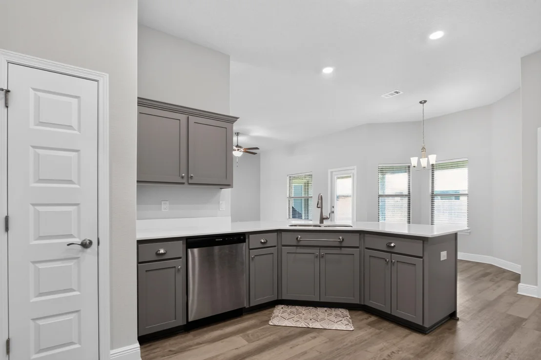 Photo of 5823 Crestlake Drive