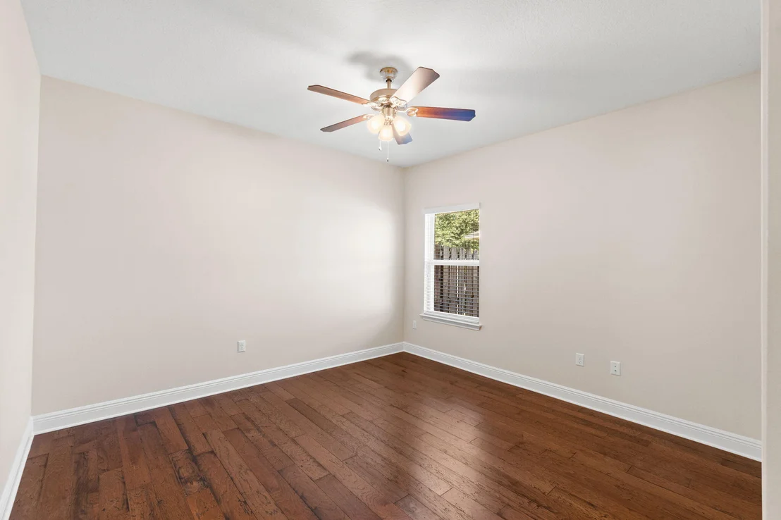 Photo of 233 Whitman Way
