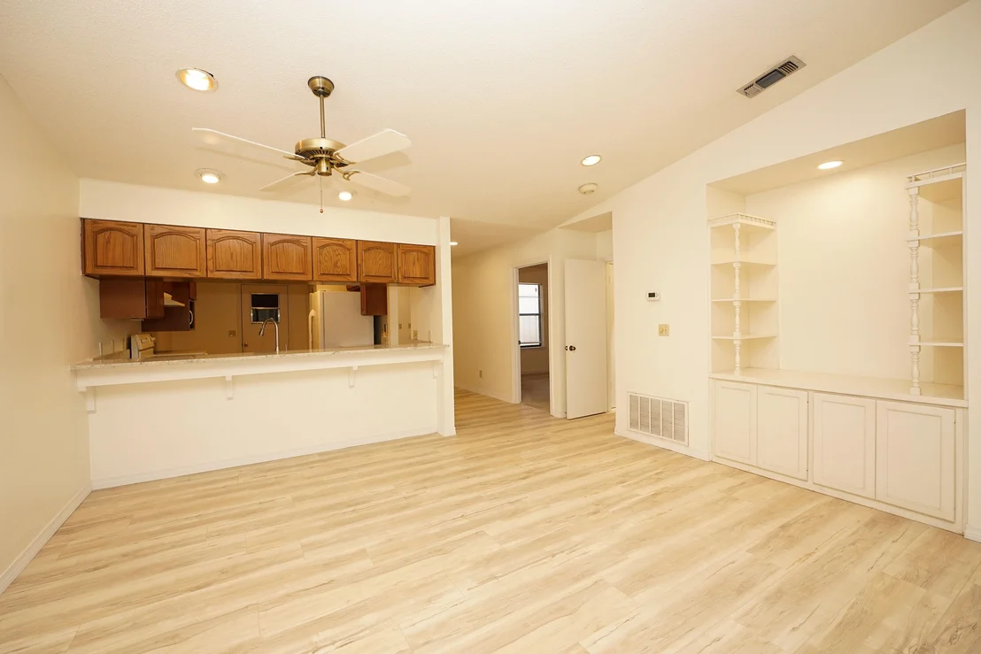 Photo of 33 Hidden Cove Way