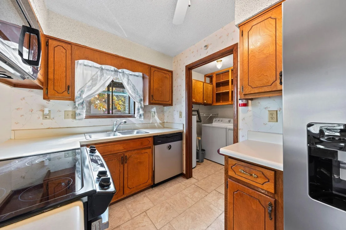 Photo of 144 Oak Terrace Drive