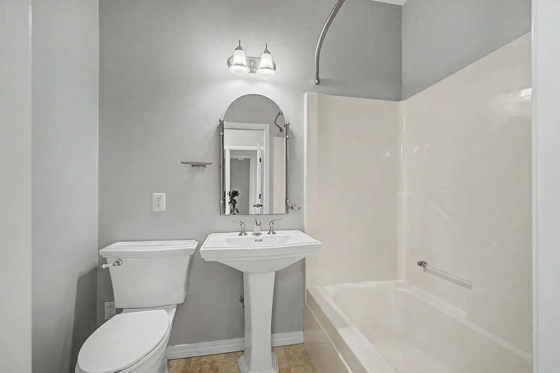 Photo of 4501 Bayside Drive