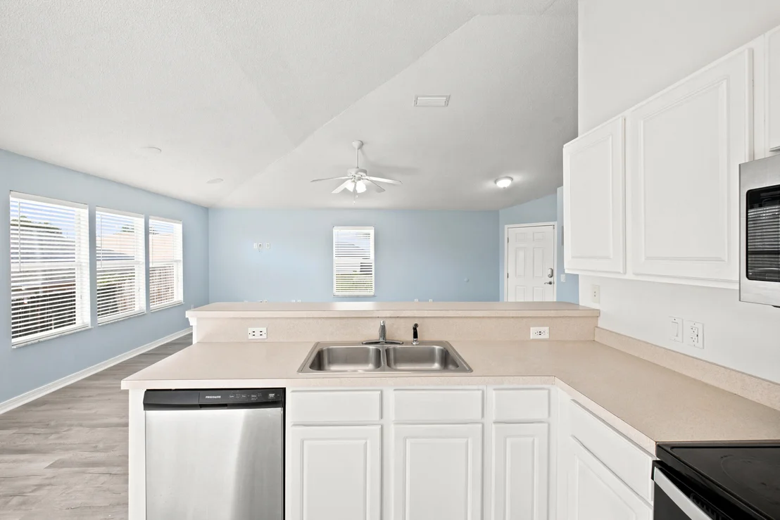 Photo of 127 Nivana Drive