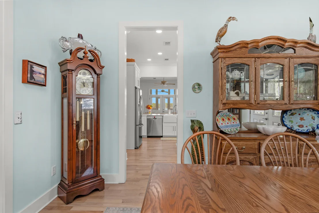 Photo of 1422 Lagrange Road