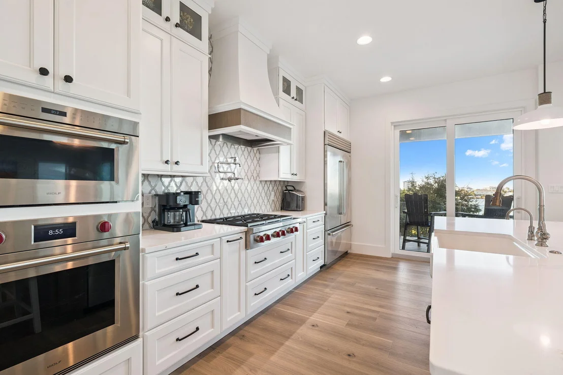 Photo of 754 Harbor Boulevard