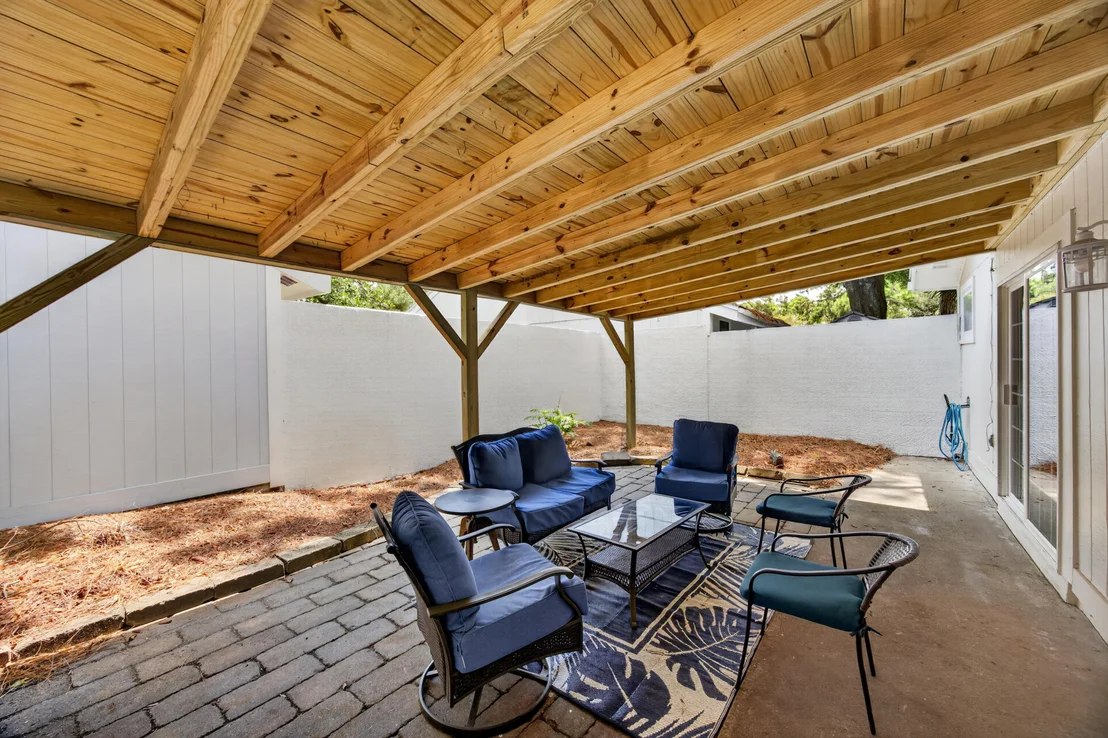 Photo of 496 Linkside Drive