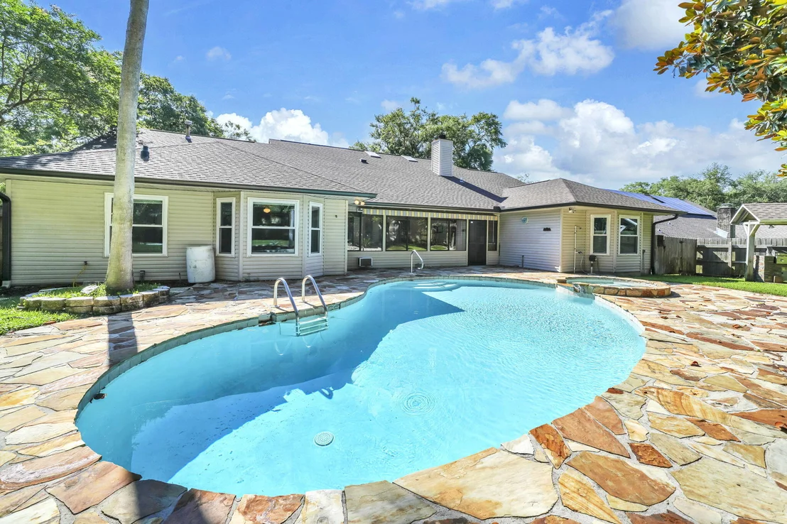Photo of 2319 Canal Drive