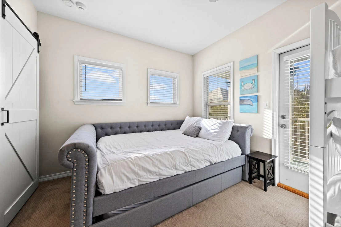 Photo of 156 Emerald Dunes Circle