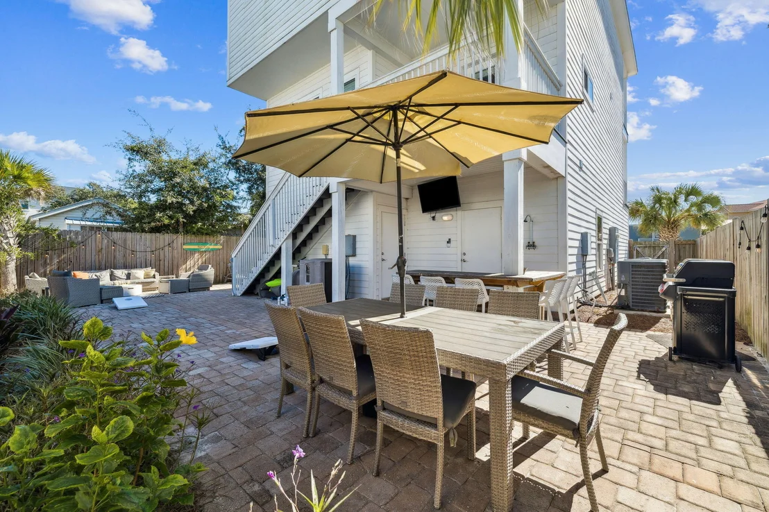 Photo of 10 Blue Surf Lane