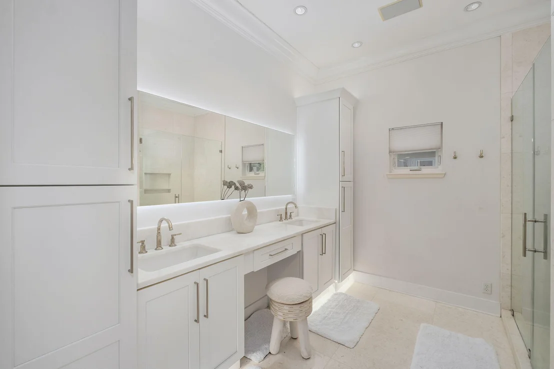 Photo of 50 White Cliffs Drive