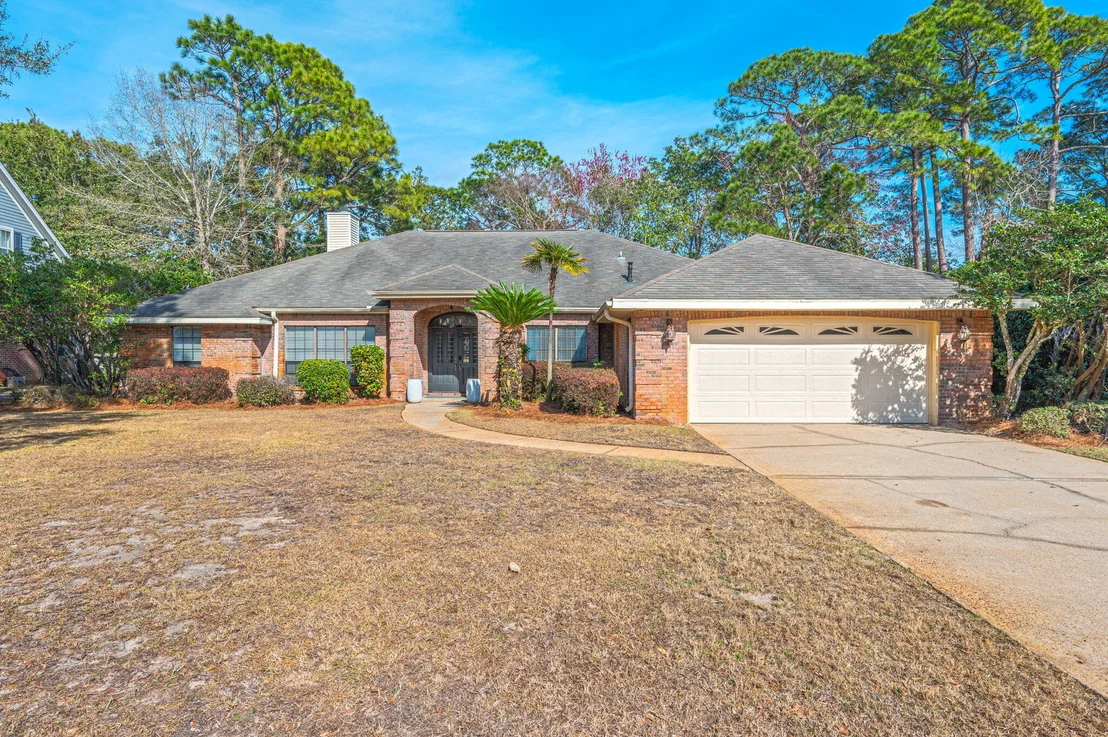 Photo of 1395 Windward Lane