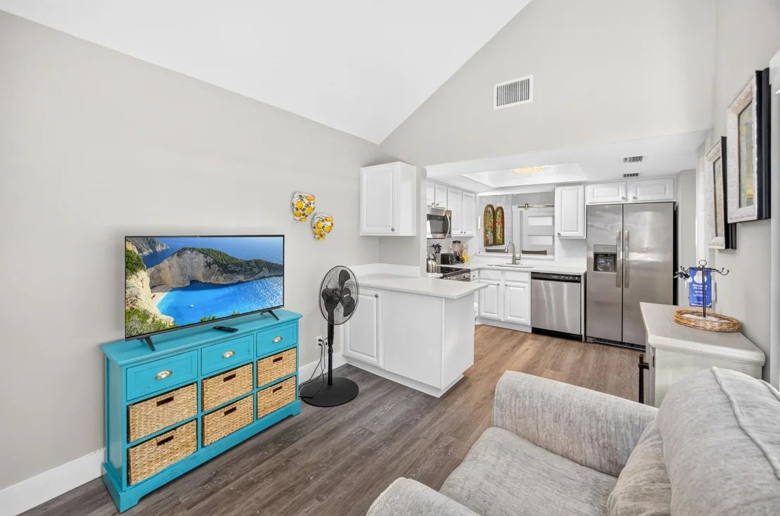 Photo of 496 Linkside Drive
