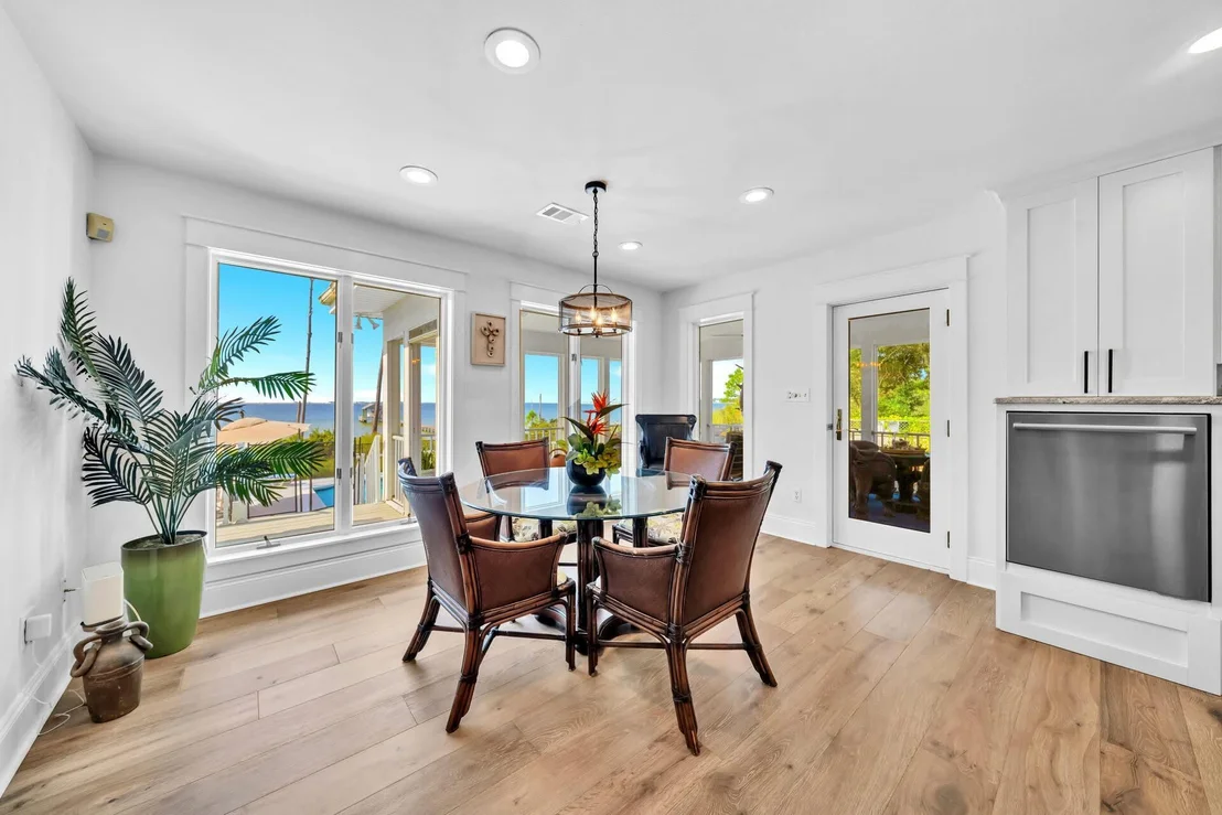 Photo of 458 Parish Boulevard